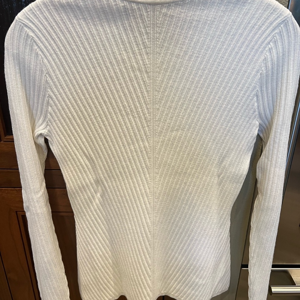 Exceptional quality lightweight cream sweater ribbed